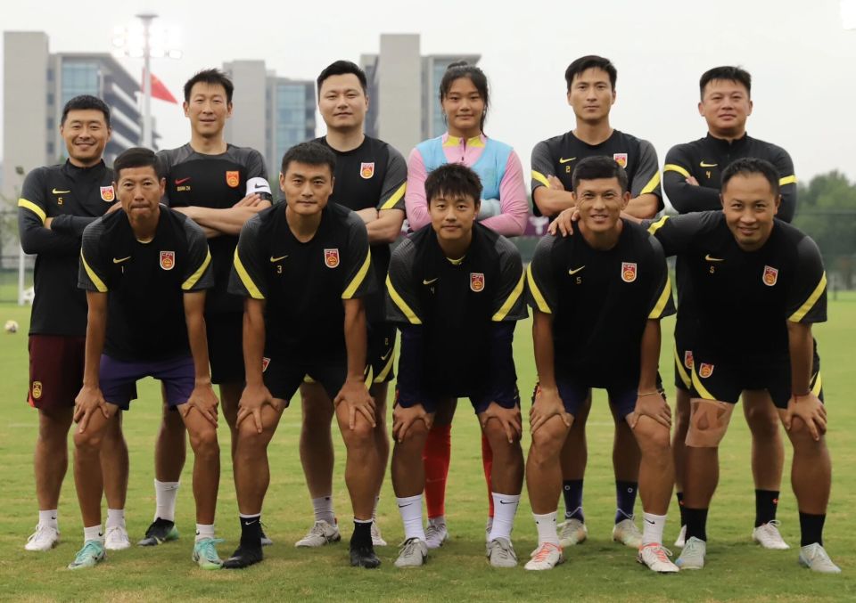 hQORL, 籍前国脚朱 hQORL, 籍前国脚朱